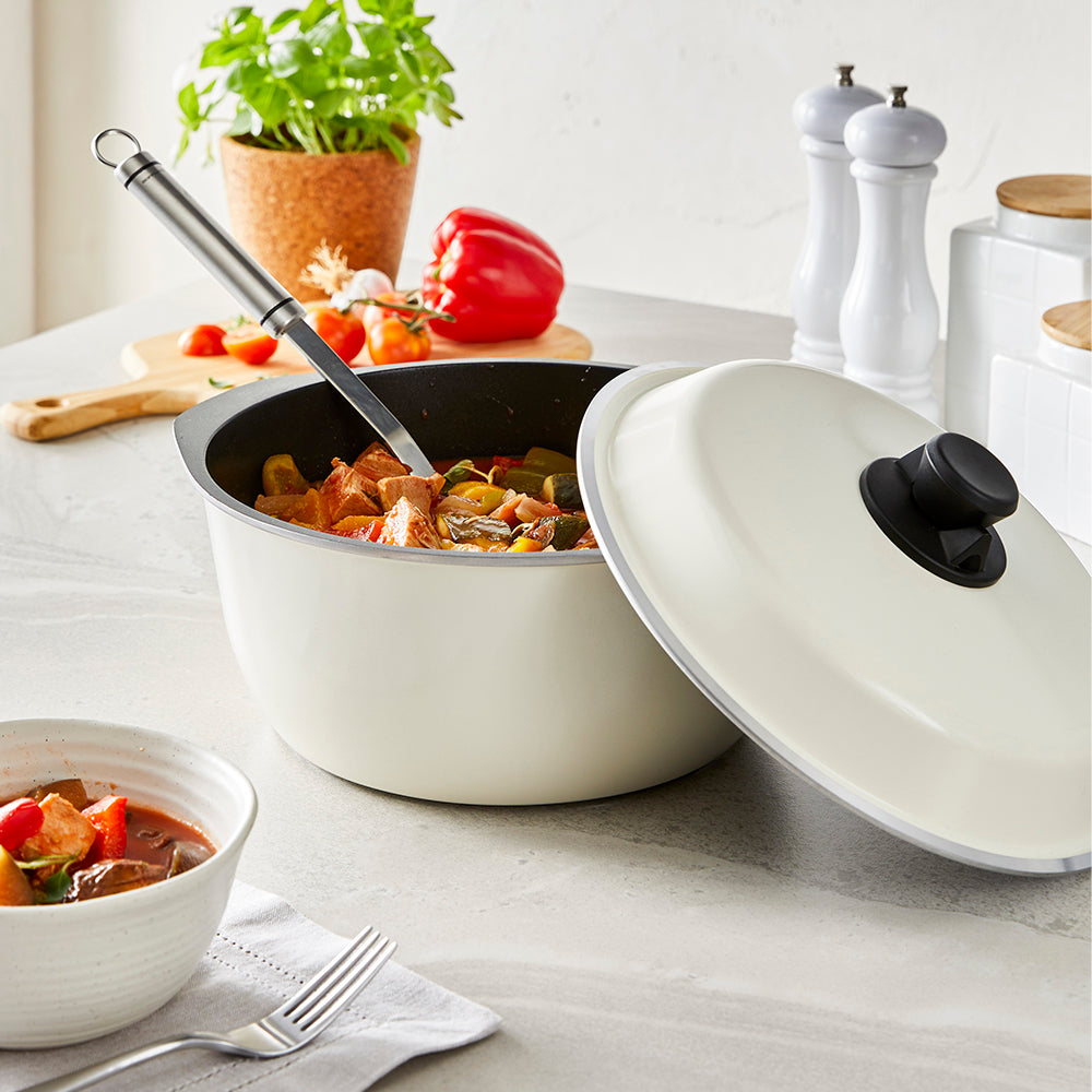 Bessemer Stone Casserole 28cm