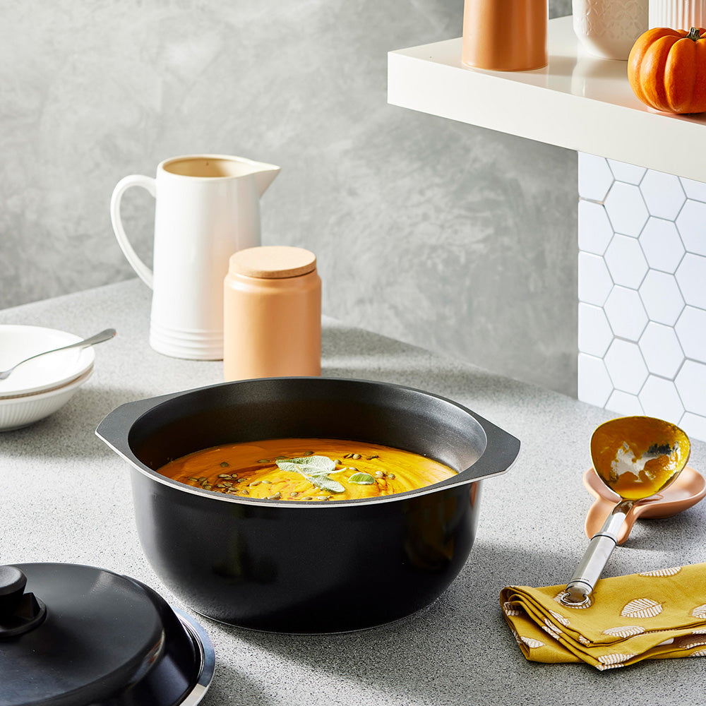 Bessemer Black Casserole 32cm